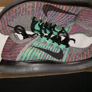 Nike free run flyknit